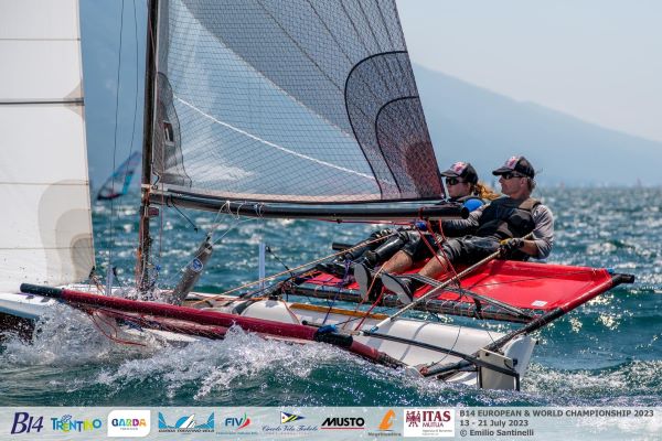 ewan lake garda