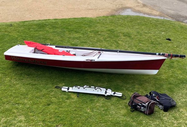 monos boat