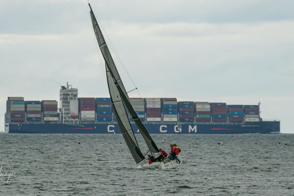 13-sept-friday-fun-race-17-of-6154E985F2-9EB6-44BD-FA9D-0BF70CA41E27.jpg