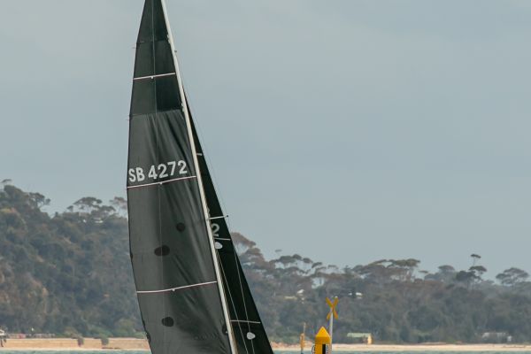 13-sept-friday-fun-race-34-of-619B09D76E-D1D3-13CE-31A5-DC6E36445E44.jpg